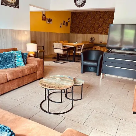 Les Bastinettes ストゥモン