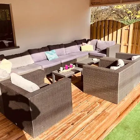 Les Bastinettes ストゥモン